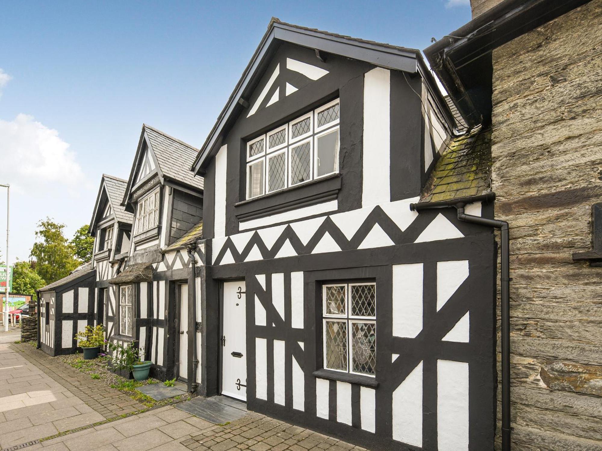 Willa Bwthyn Llys Machynlleth Old Court House Zewnętrze zdjęcie